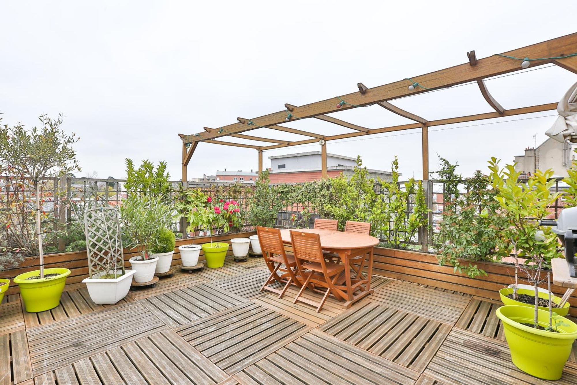 Parisian Penthouse With Large Terrasse Lägenhet Pierrefitte-sur-Seine Exteriör bild