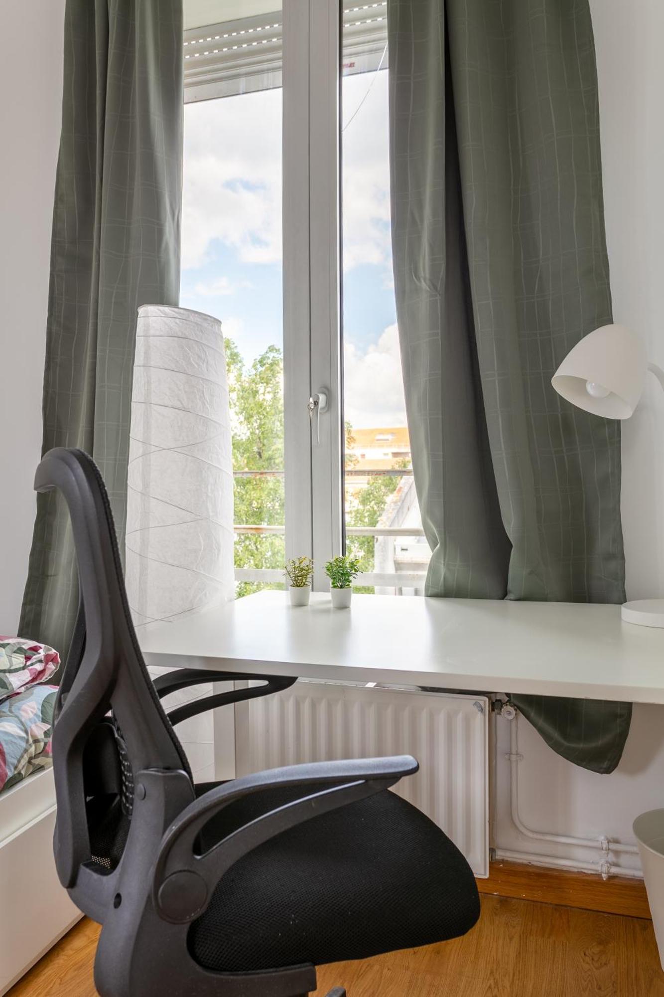 Parisian Penthouse With Large Terrasse Lägenhet Pierrefitte-sur-Seine Exteriör bild