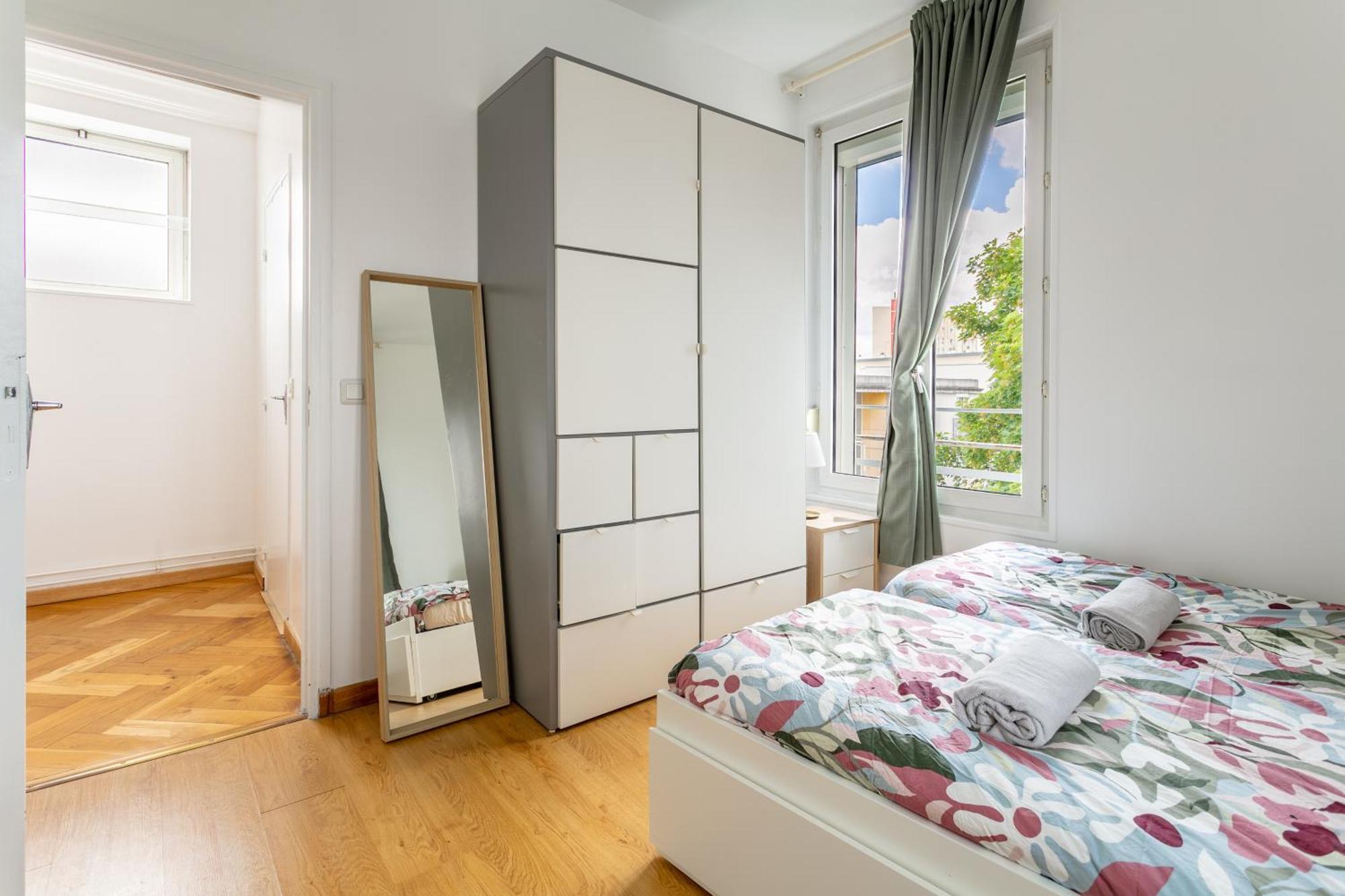 Parisian Penthouse With Large Terrasse Lägenhet Pierrefitte-sur-Seine Exteriör bild